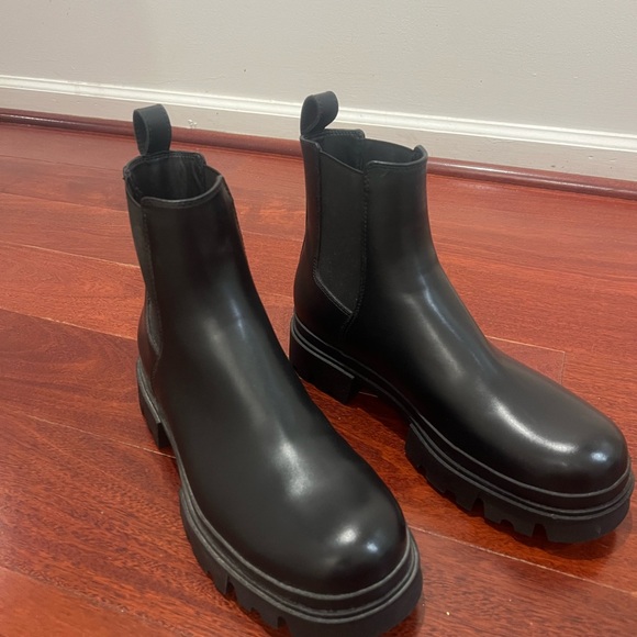 Men\'s Black Chelsea Boots main image 7